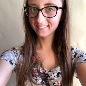 Meet your Posher, Danielle